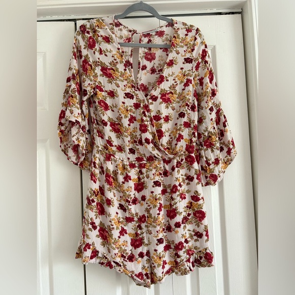 AEO floral print romper size L - Picture 7 of 7